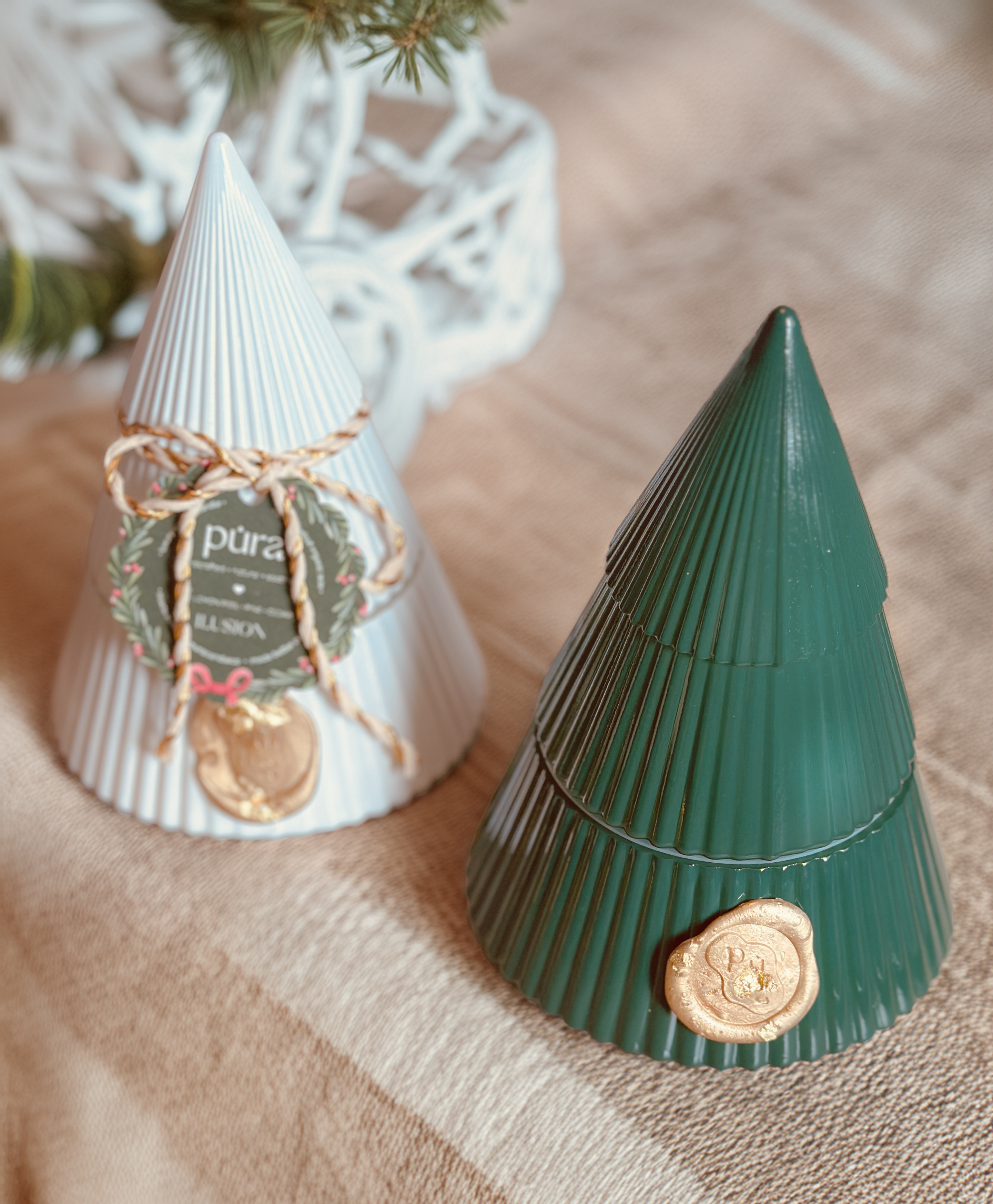 Christmas 8.5oz Candle