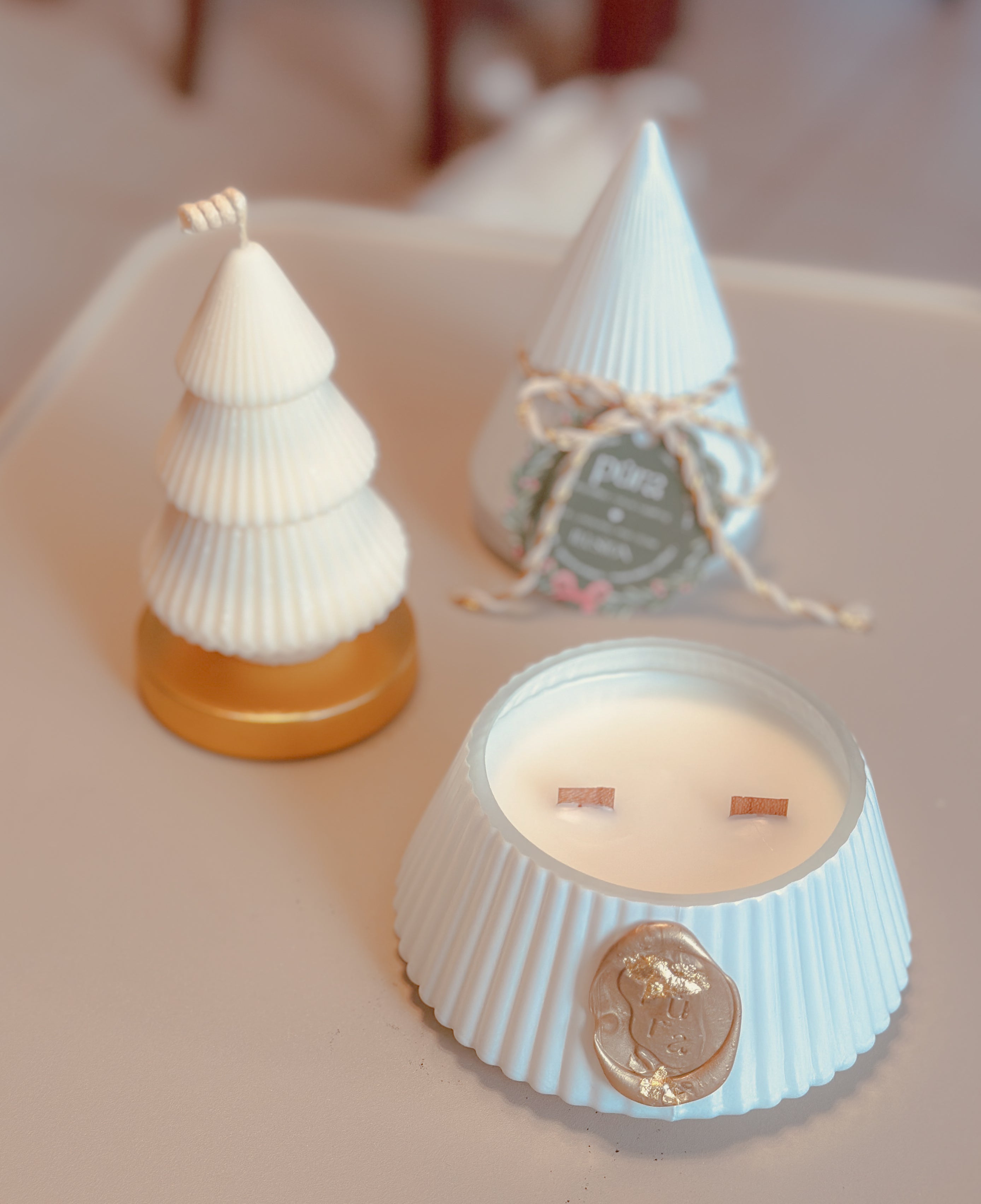 Christmas 8.5oz Candle