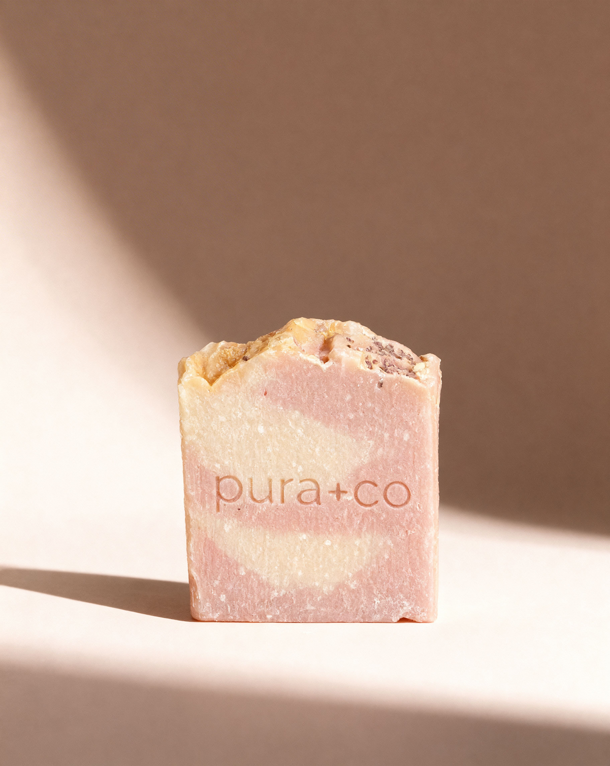 Pura+Co | Jabón Artesanal | Artisanal Soap | Cold-process Soap | Grapefruit and Mint Scent | Handmade Skin Care | Puerto Rico